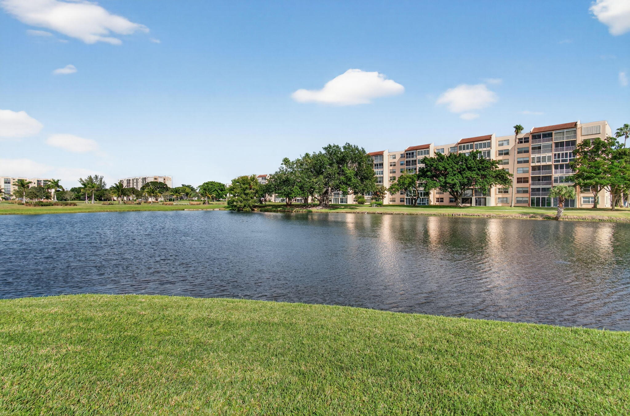 Delray Beach Condo: 26 Abbey Lane