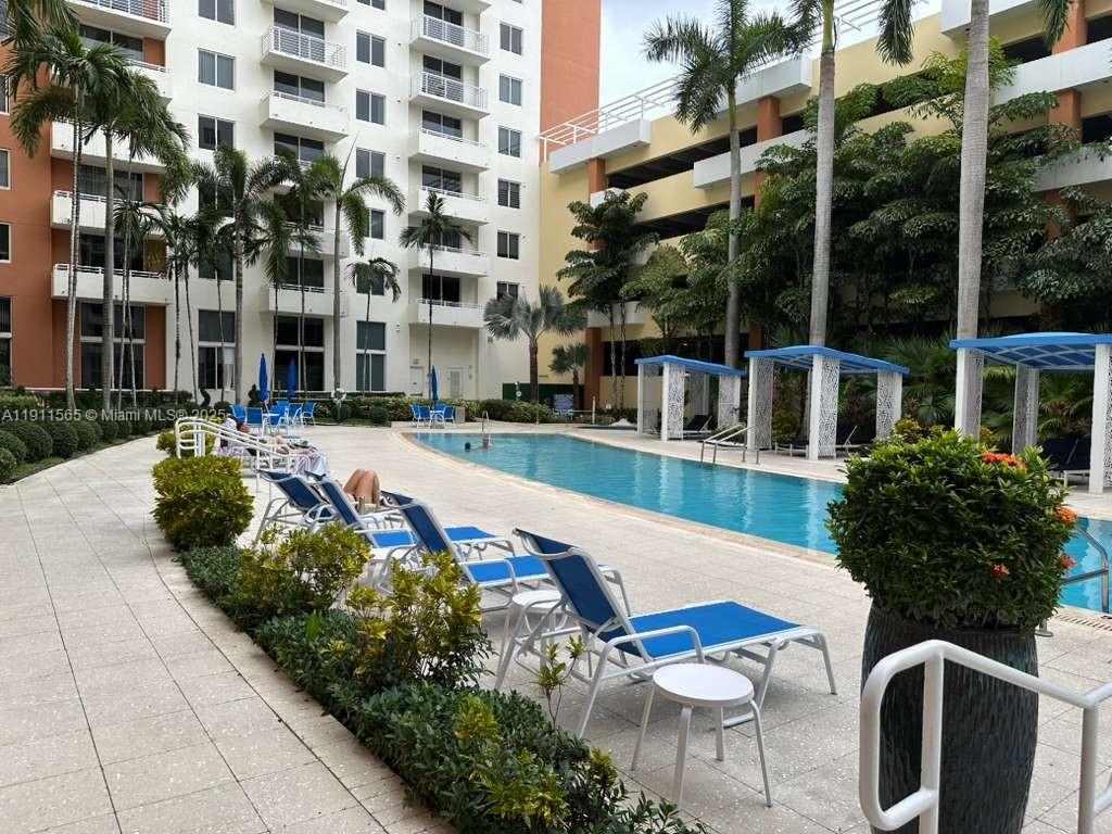 Aventura Condo: 18800 Northeast 29th Avenue