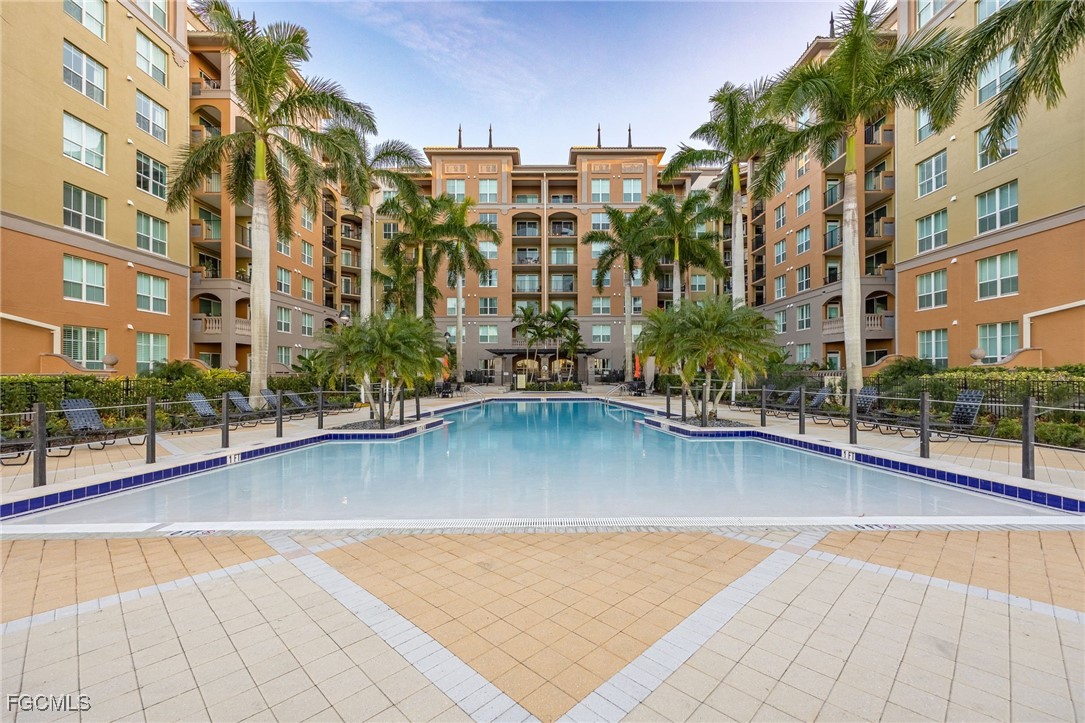 Fort Myers Condo: 2825 Palm Beach Boulevard