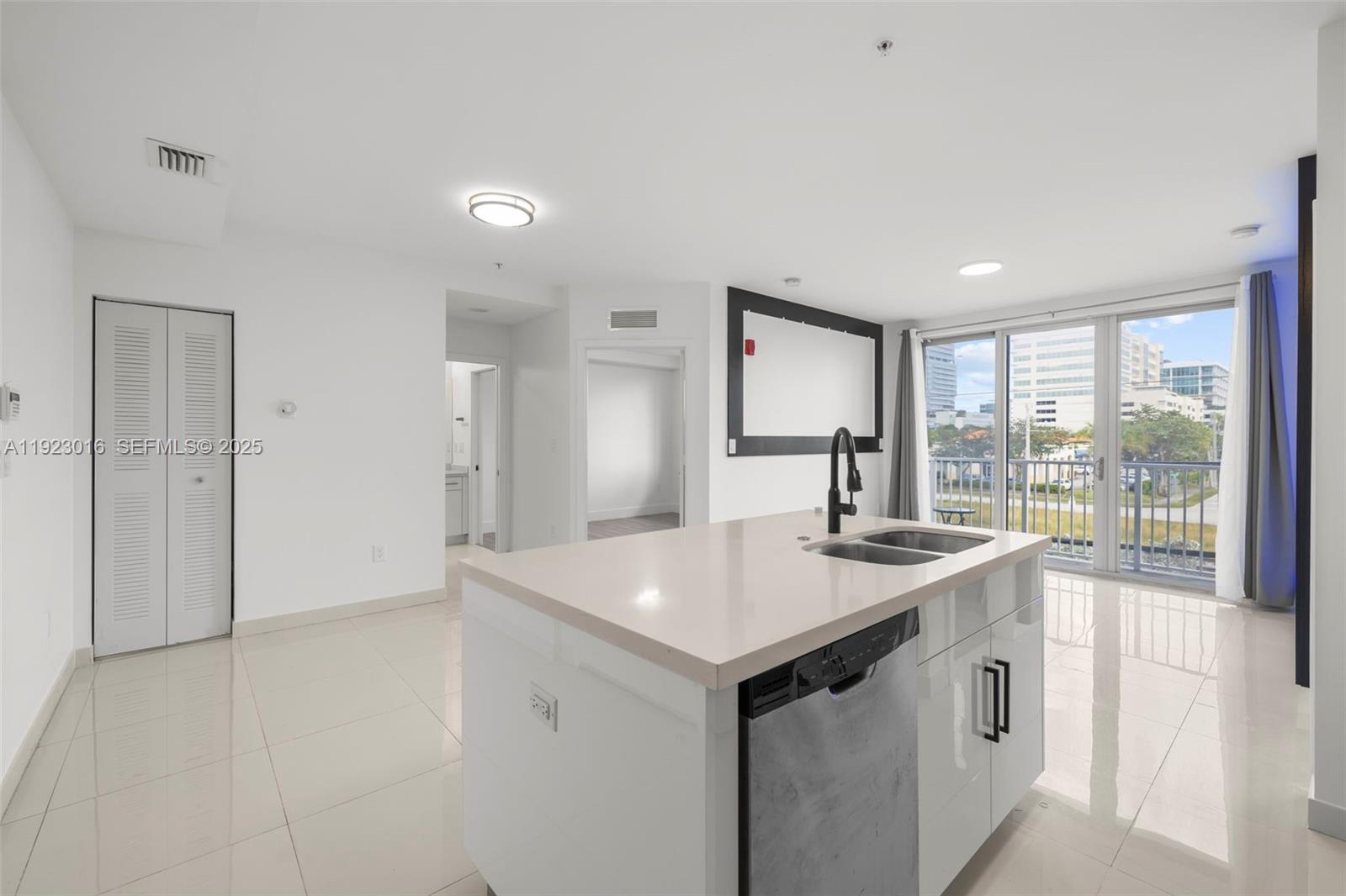 Miami Condo: 2651 Northeast 212th Terrace