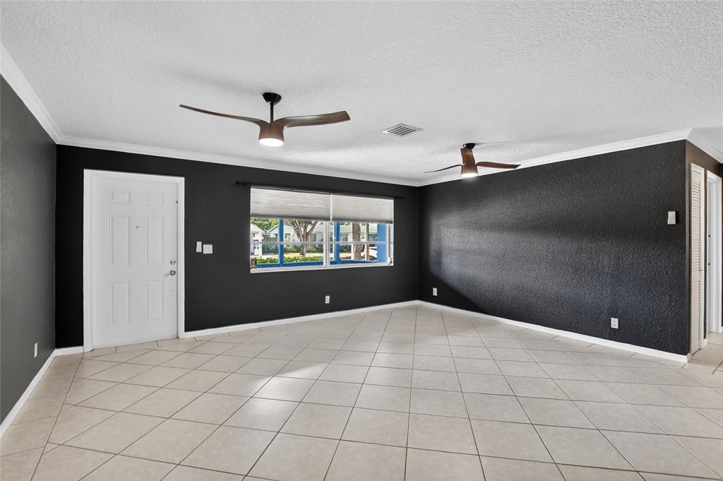 Deerfield Beach Condo: 111 Southeast 14th Place
