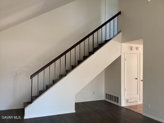 Lancaster Condo: 44745 Christie Avenue