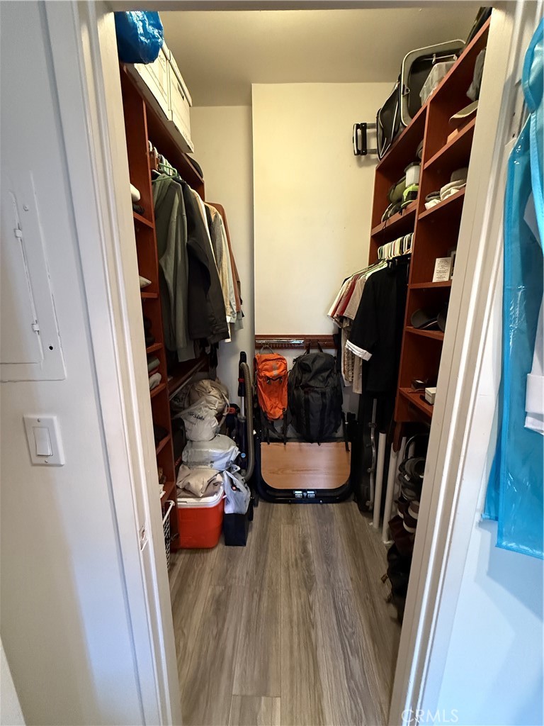 Sherman Oaks Condo: 14144 Dickens Street