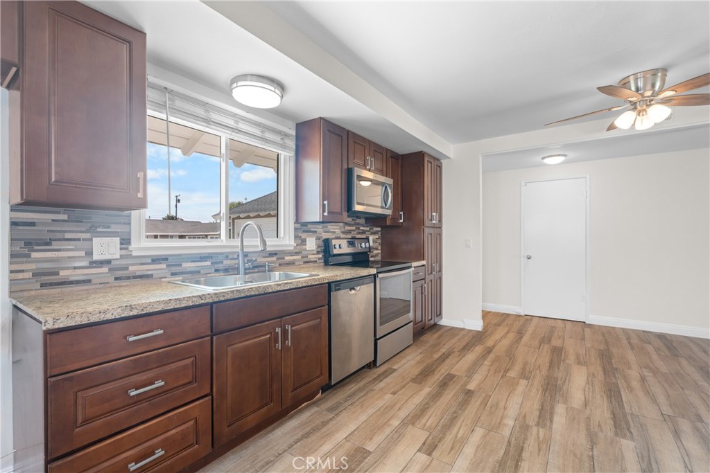 Huntington Beach Condo: 17551 Misty Lane