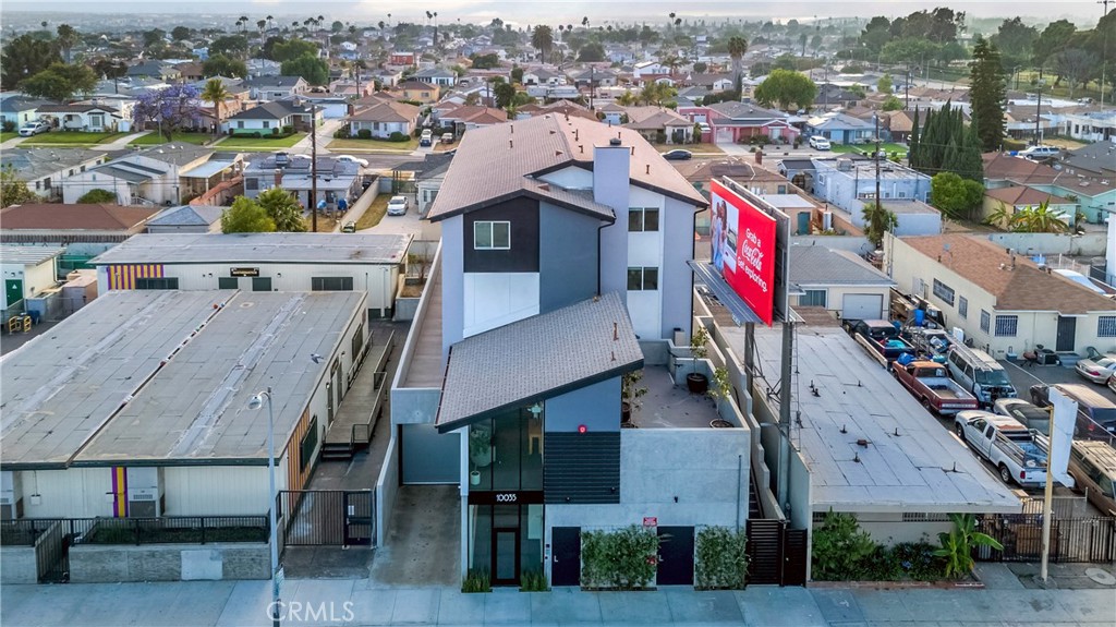 Los Angeles Condo: 10035 South Western Avenue
