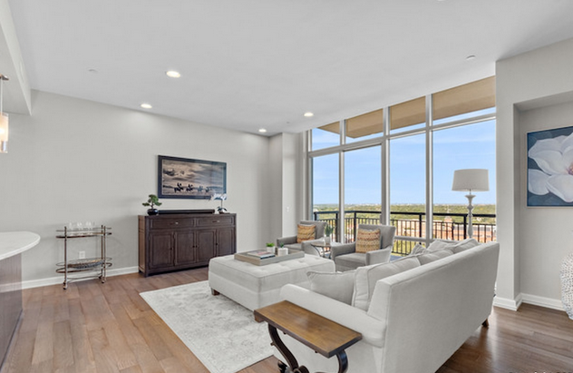 San Antonio Condo: 4242 Broadway