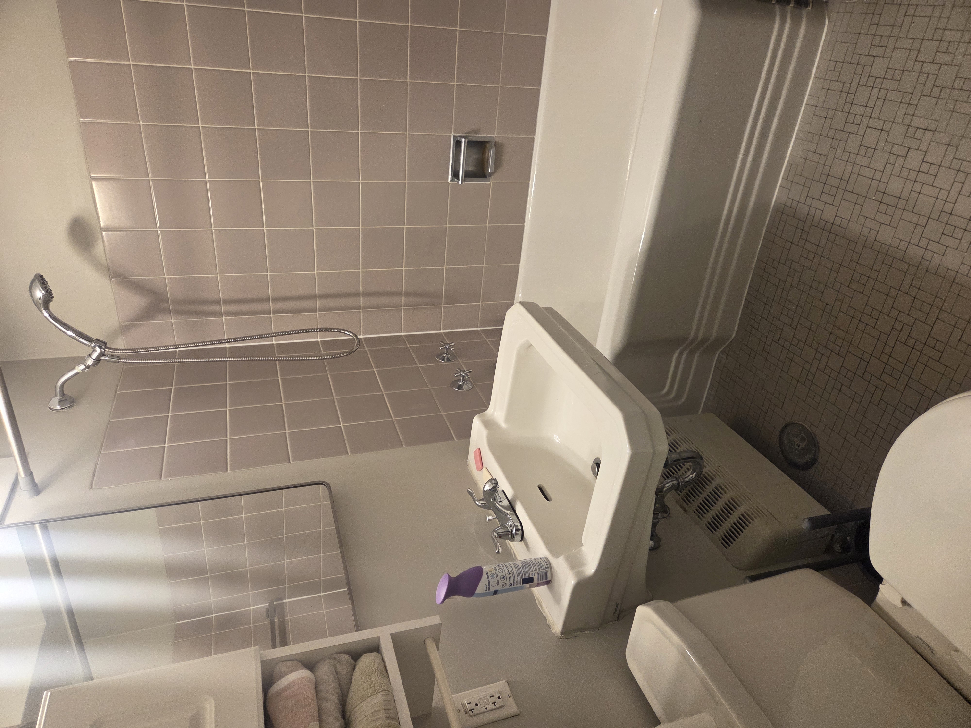 Chicago Condo: 3100 N Lake Shore Dr.