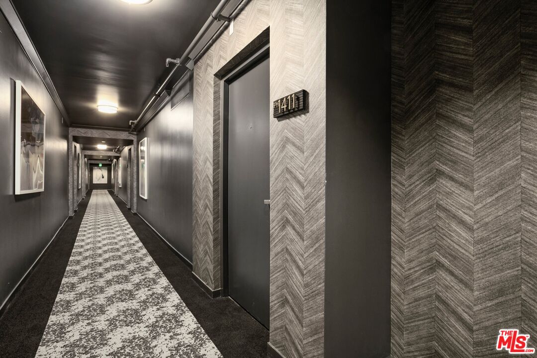 Los Angeles Condo: 3458 West 7th Street