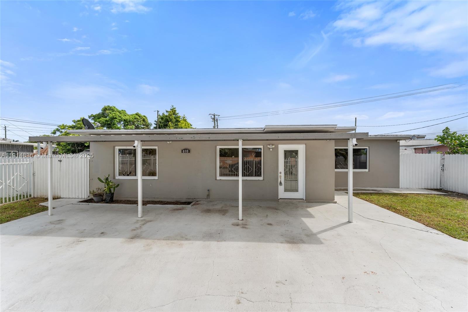 Hialeah Condo: 810 East 9th Place