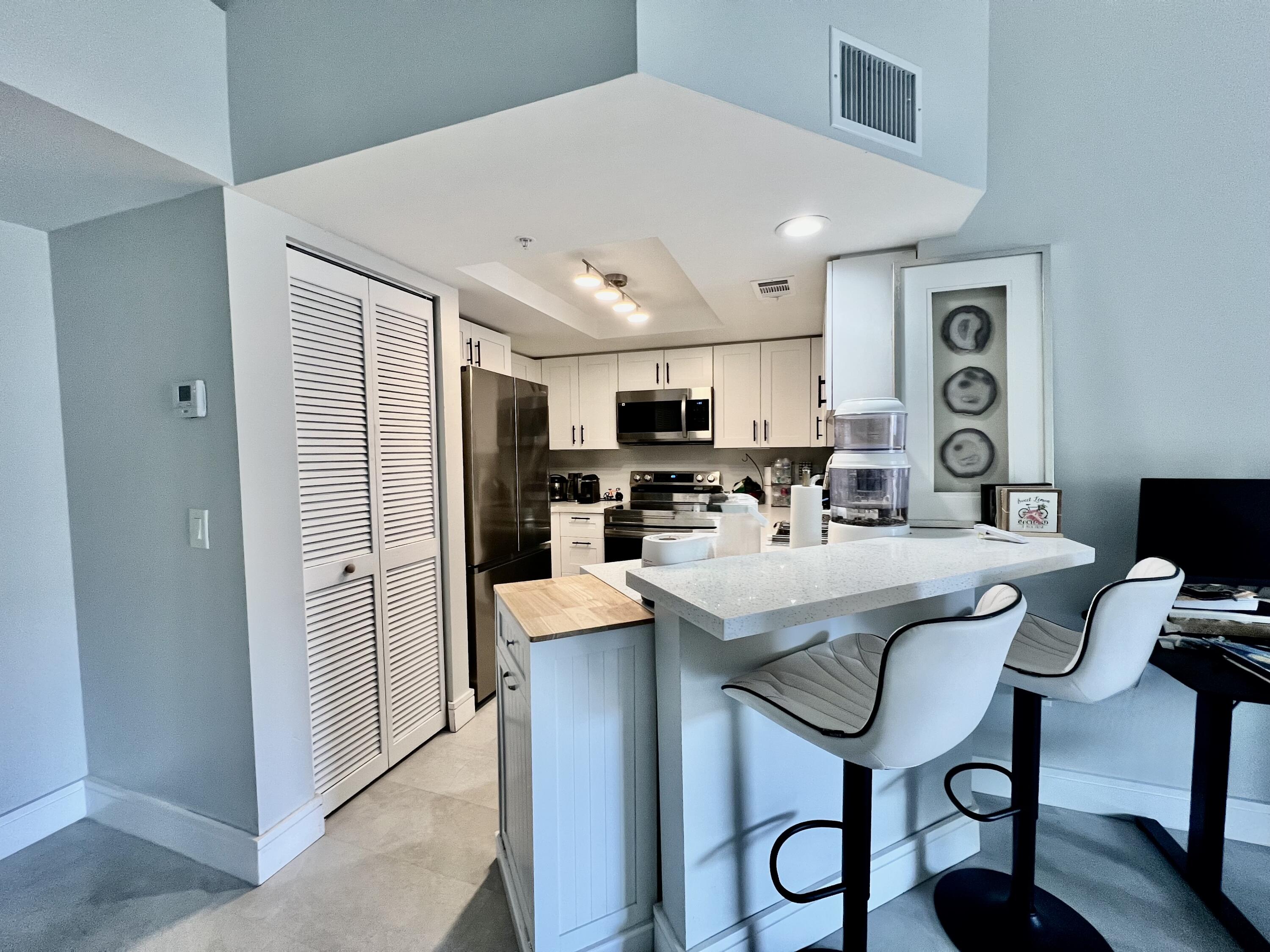 Fort Lauderdale Condo: 2033 Southeast 10th Avenue