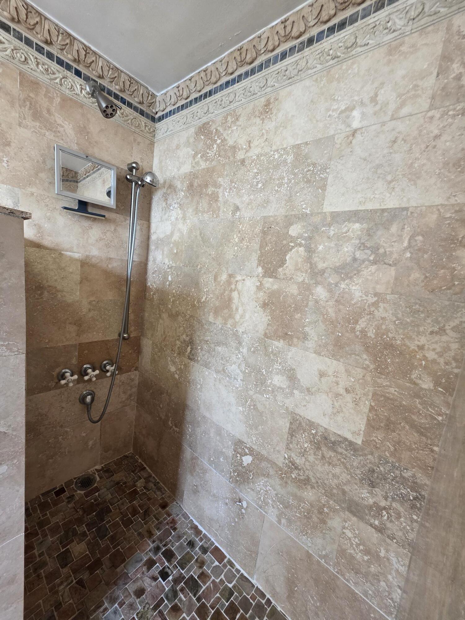 Lake Worth Beach Condo: 201 South Lakeside Drive