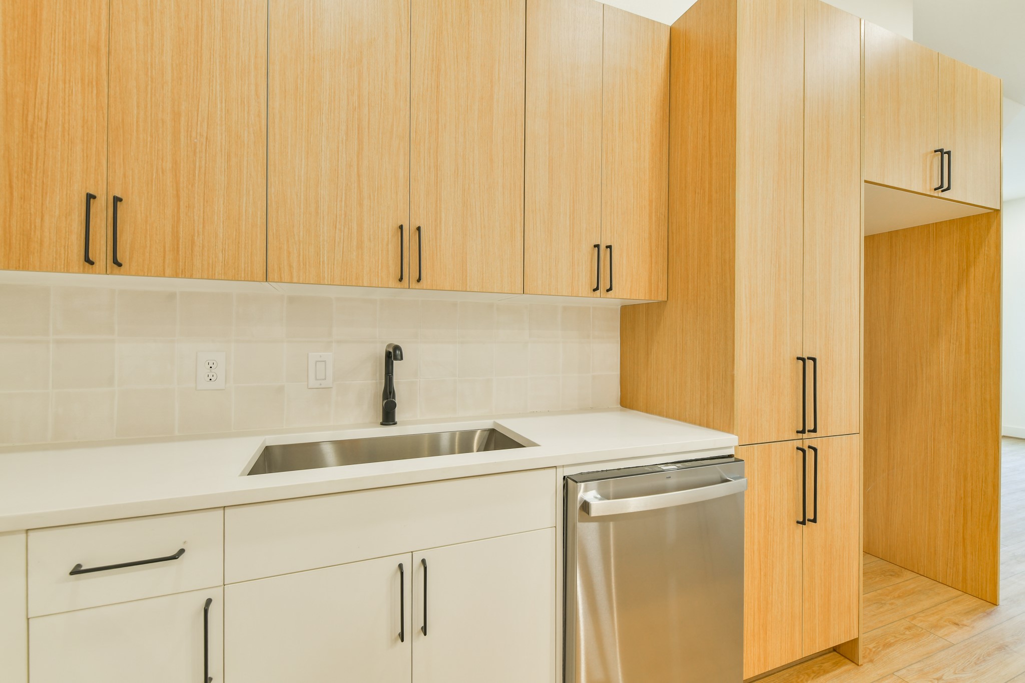 Houston Condo: 162 Wallace Street