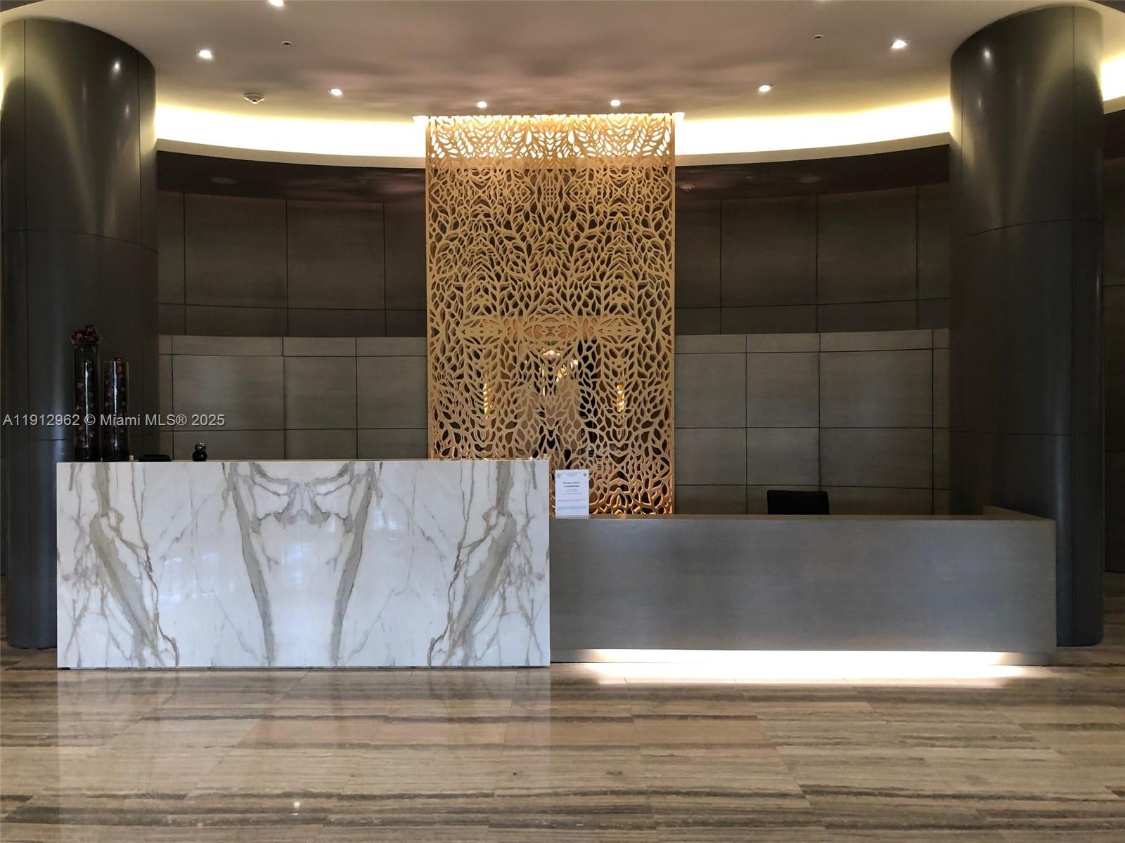 Bal Harbour Condo: 10275 Collins Avenue