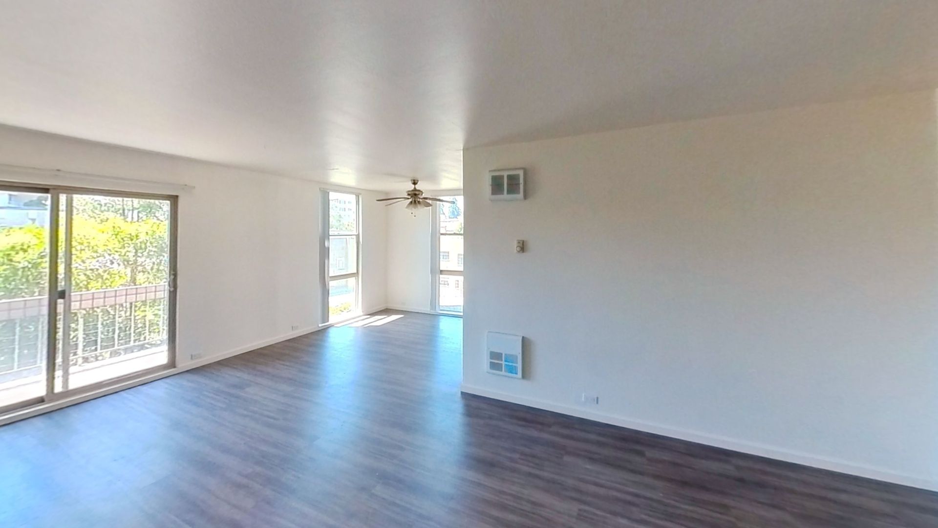 Oakland Apartment: 373 Staten Ave