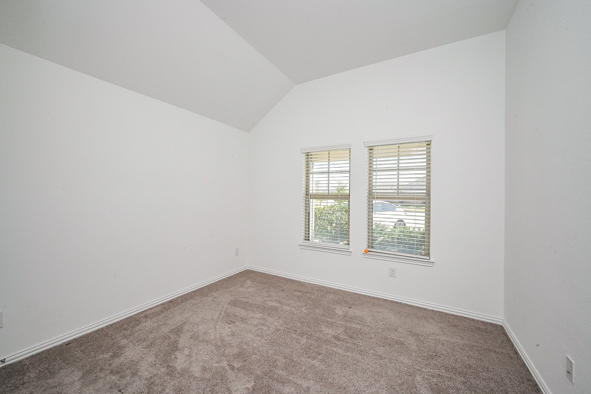 Humble Condo: 12503 Highgrove Springs Drive