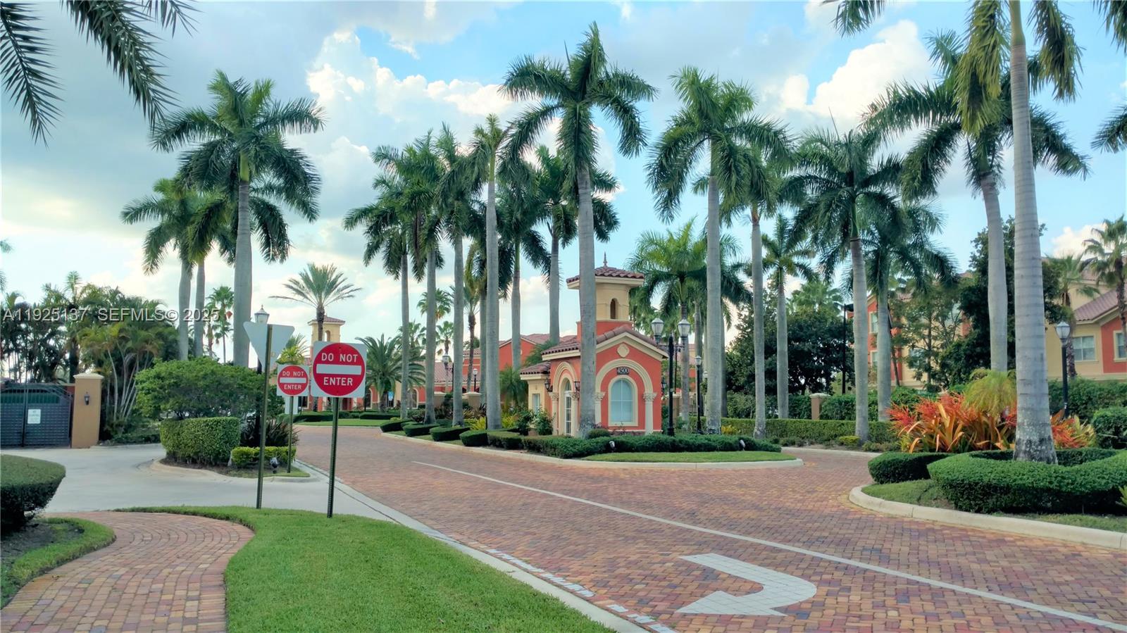 Miramar Condo: 4402 Southwest 160th Avenue