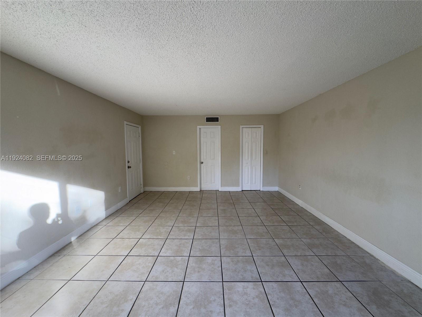 Hialeah Condo: 6930 Miami Gardens Drive