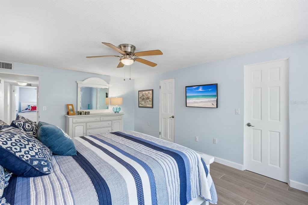 Longboat Key Condo: 573 Spanish Drive North