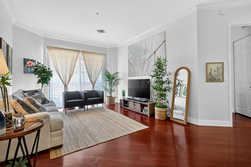 Miramar Condo: 4700 Southwest 160th Avenue