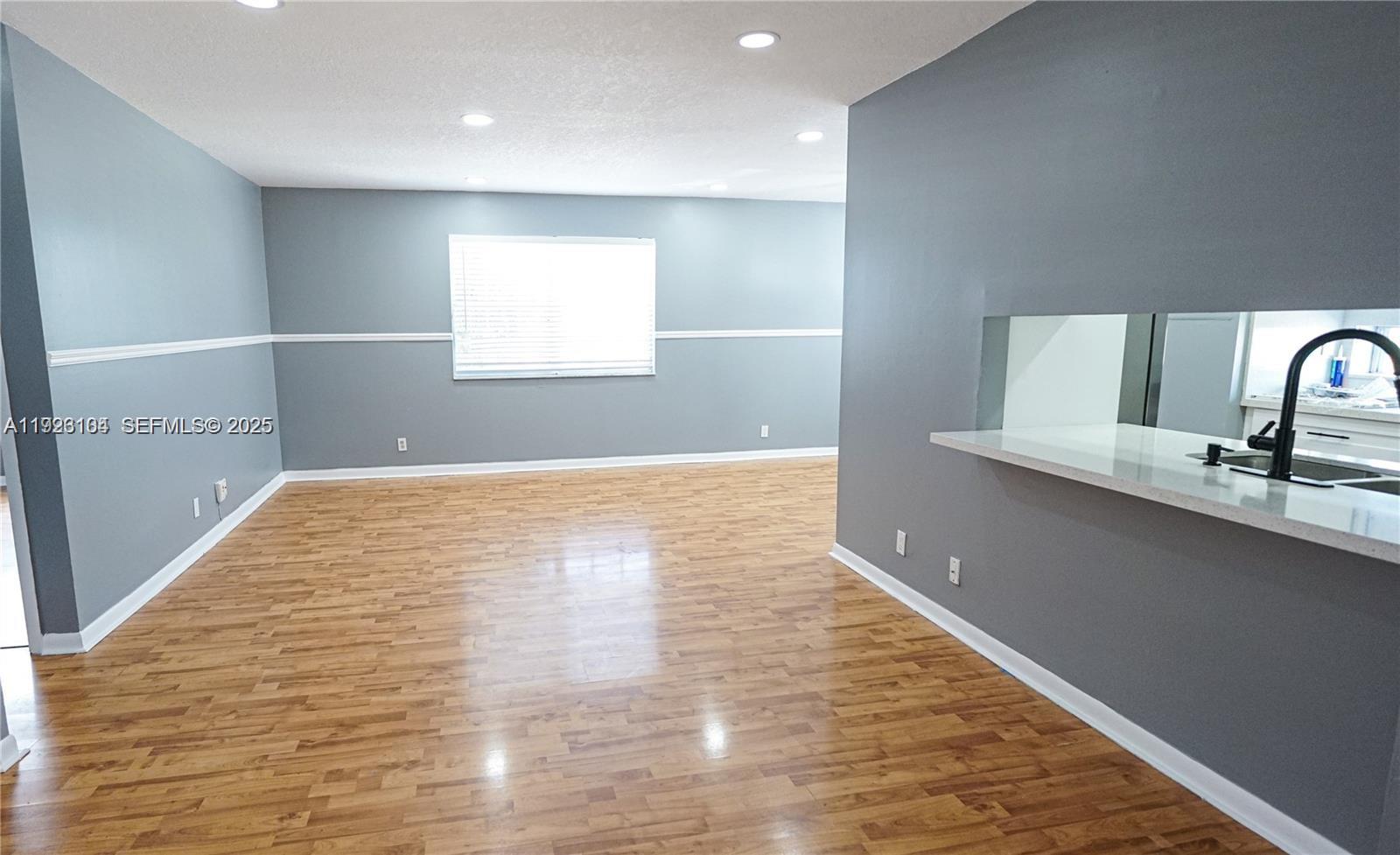 Pembroke Pines Condo: 465 Southwest 86th Avenue