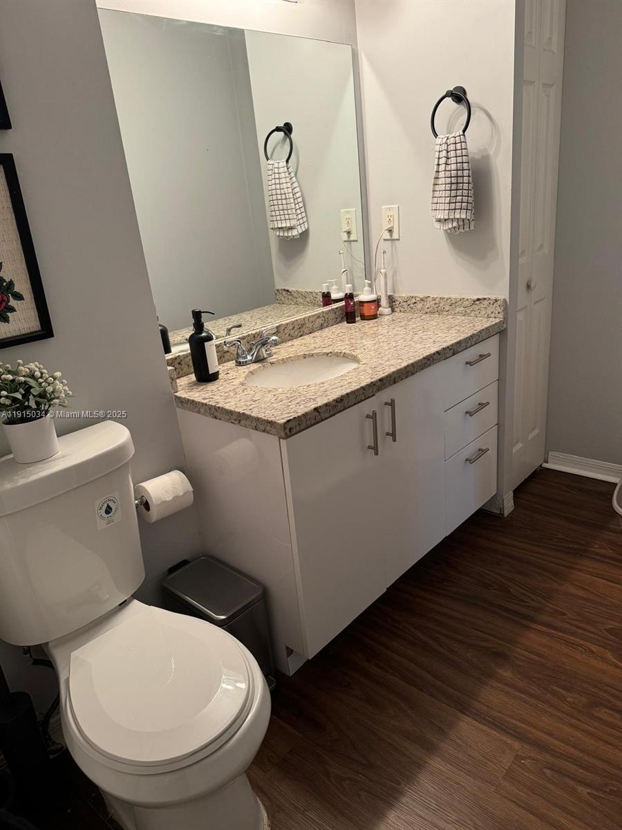 Pembroke Pines Condo: 151 Southwest 117th Avenue