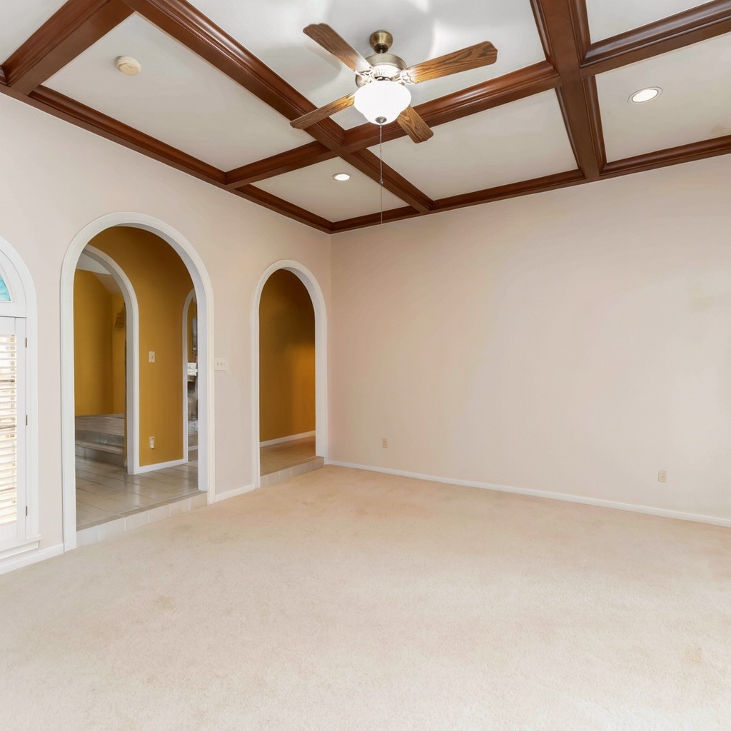 Sugar Land Condo: 86 Heathrow Lane