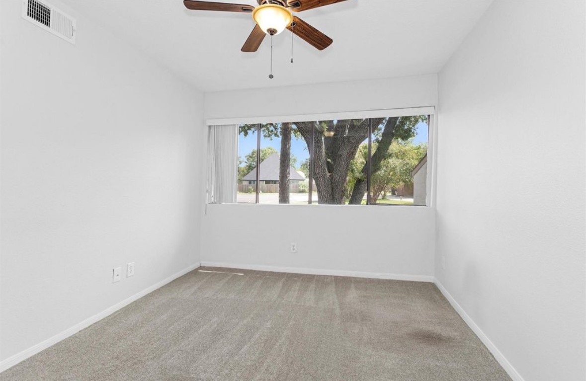 Montgomery Condo: 12100 Melville Drive