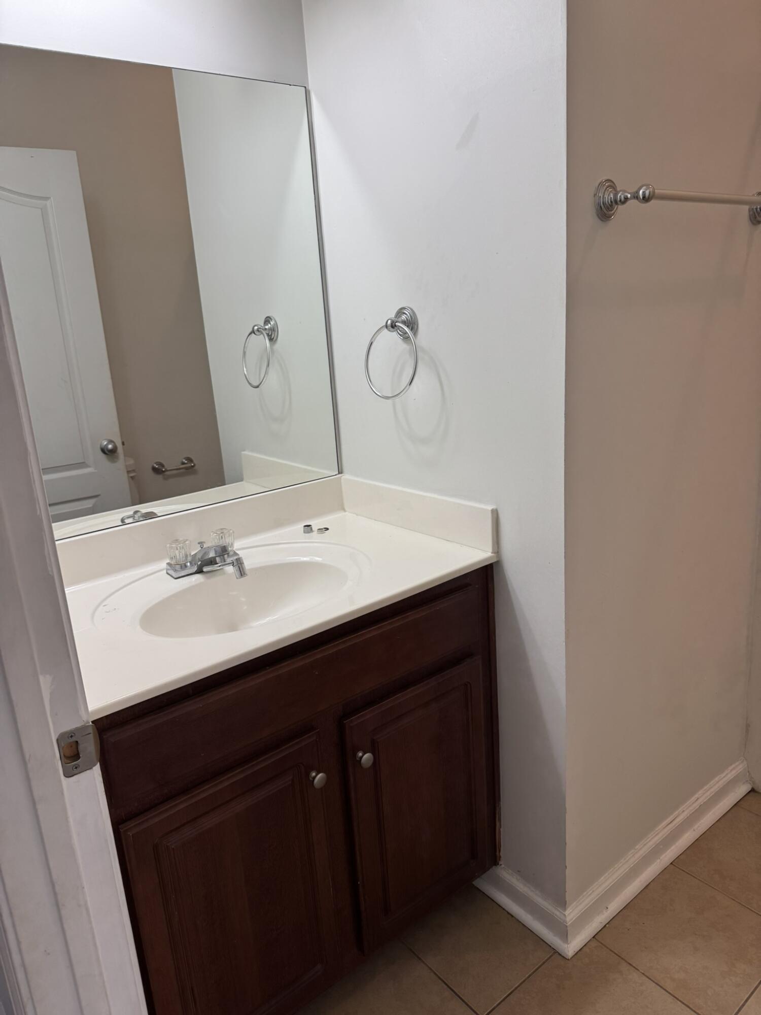 Freeport Condo: 243 Bay Grove Road