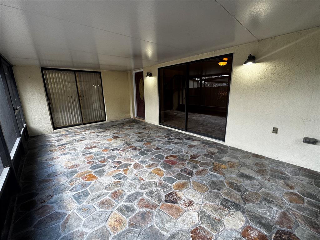 Leesburg Condo: 2902 Ash Drive