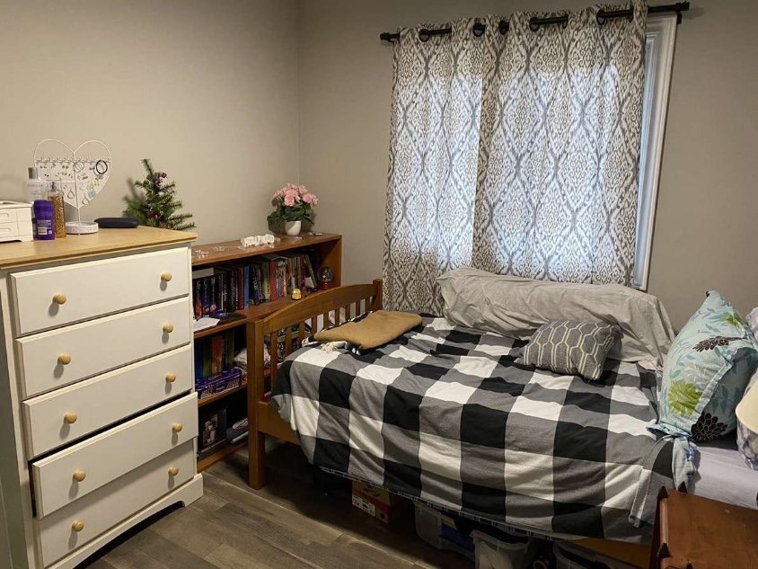 Sarnia Condo: 1201 Afton Dr