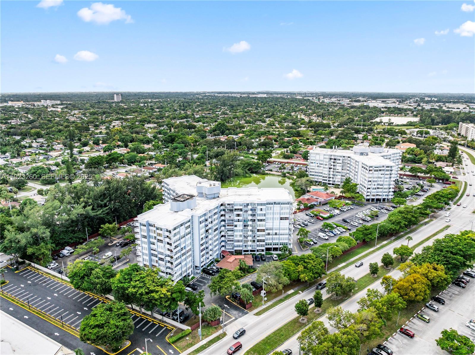 Miami Condo: 1300 Northeast Miami Gardens Drive
