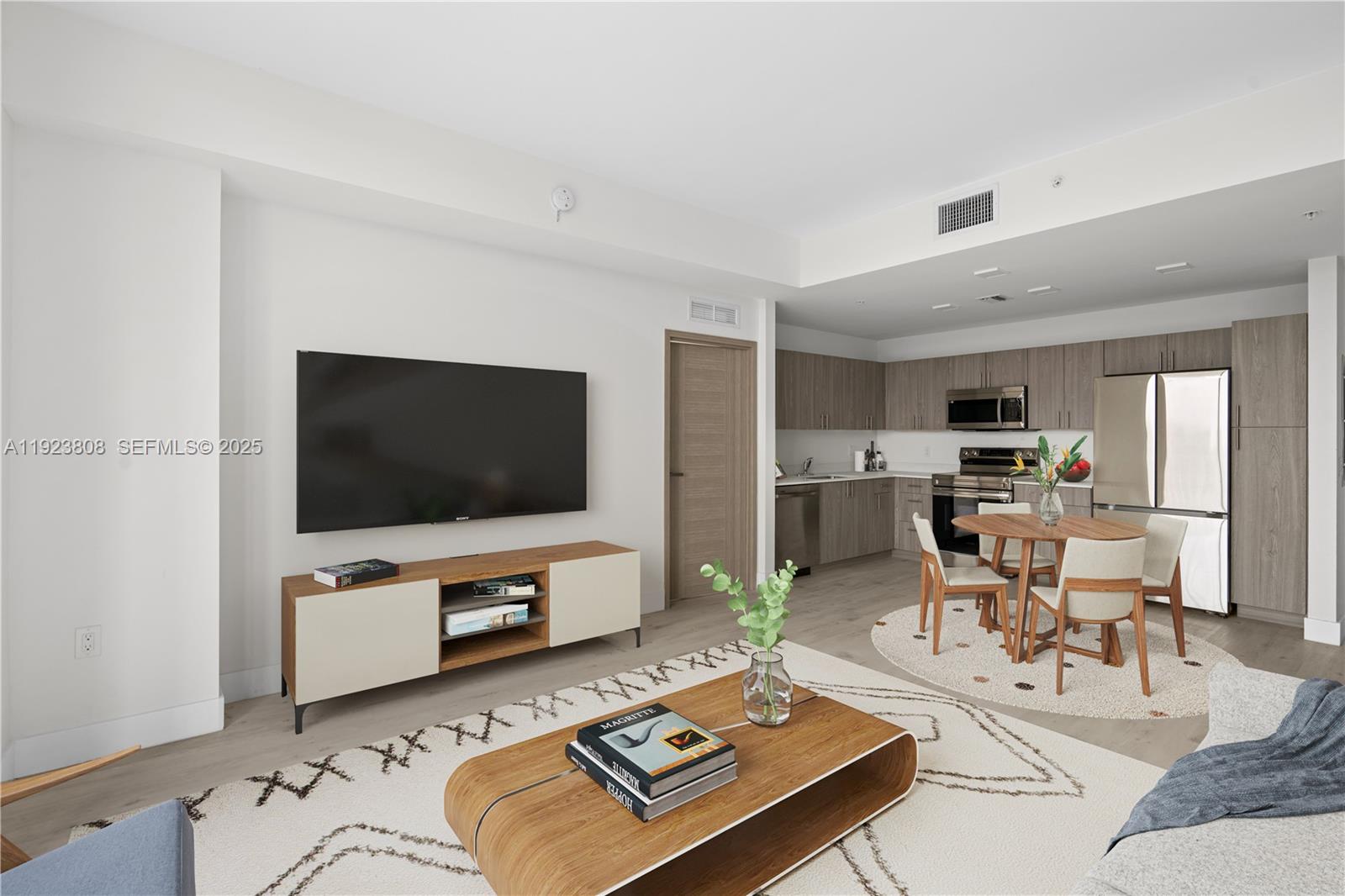 Miami Condo: 1601 Southwest 32nd Avenue