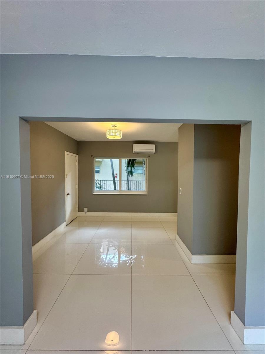 Coral Gables Condo: 300 Mendoza Avenue