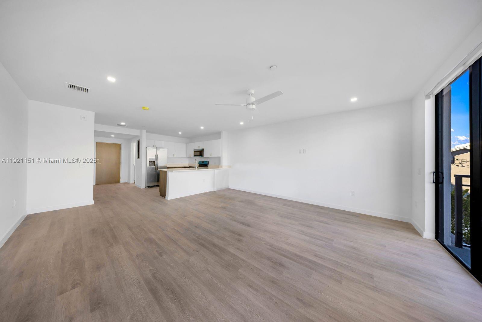 Pompano Beach Condo: 20 Northeast 19th Avenue