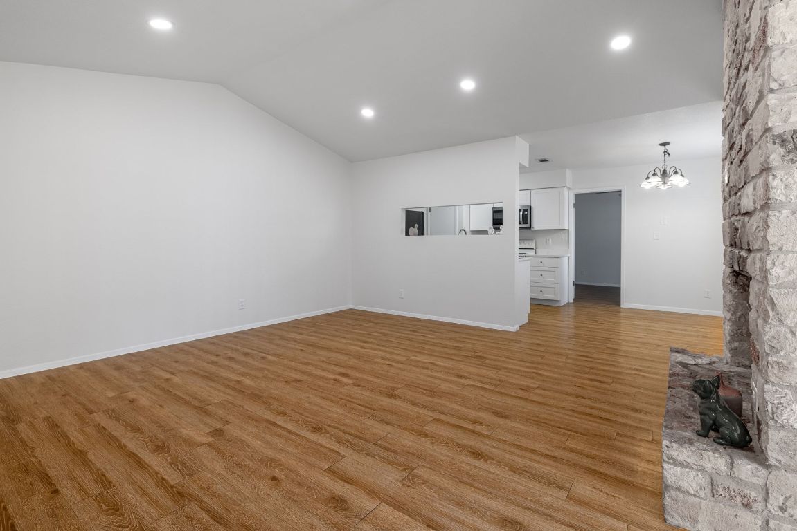 Austin Condo: 12801 Copper Cliff Avenue