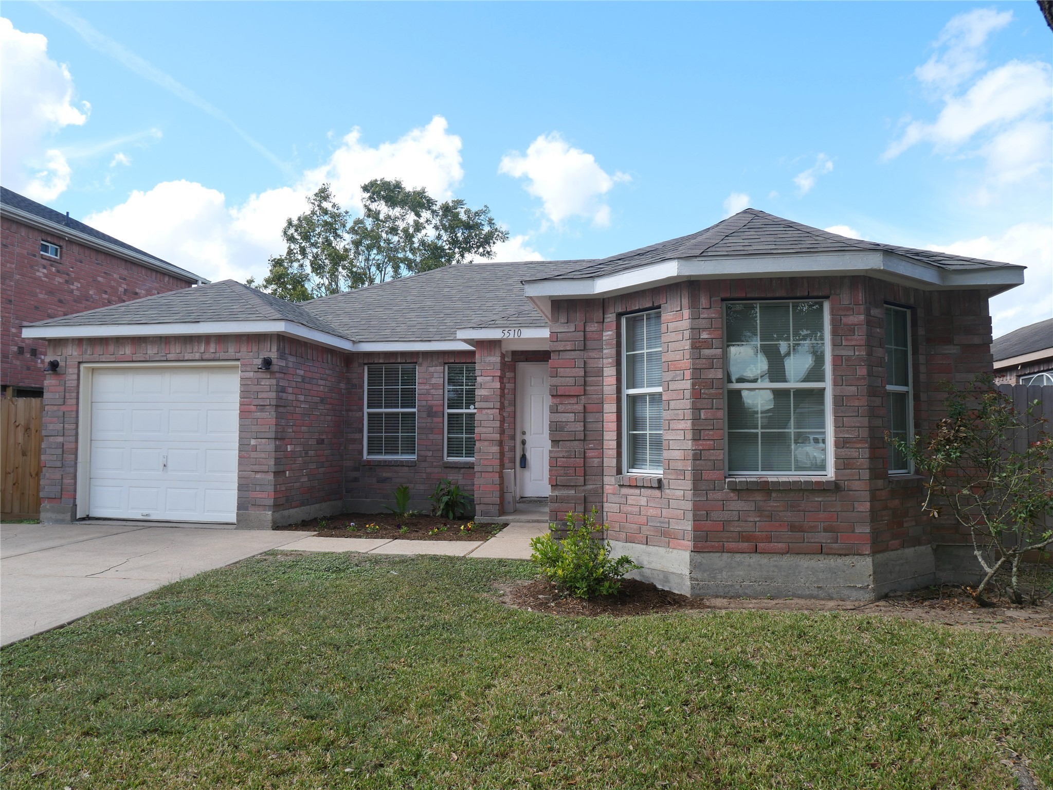 Rosharon Condo: 5510 Rio Alamo Street