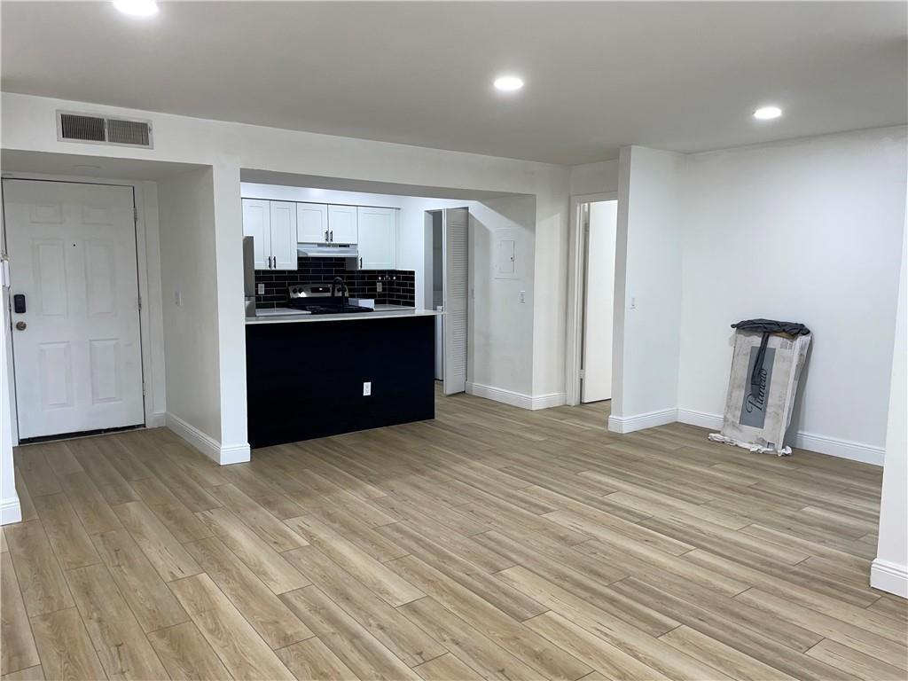 Pompano Beach Condo: 1223 Southwest 46th Avenue