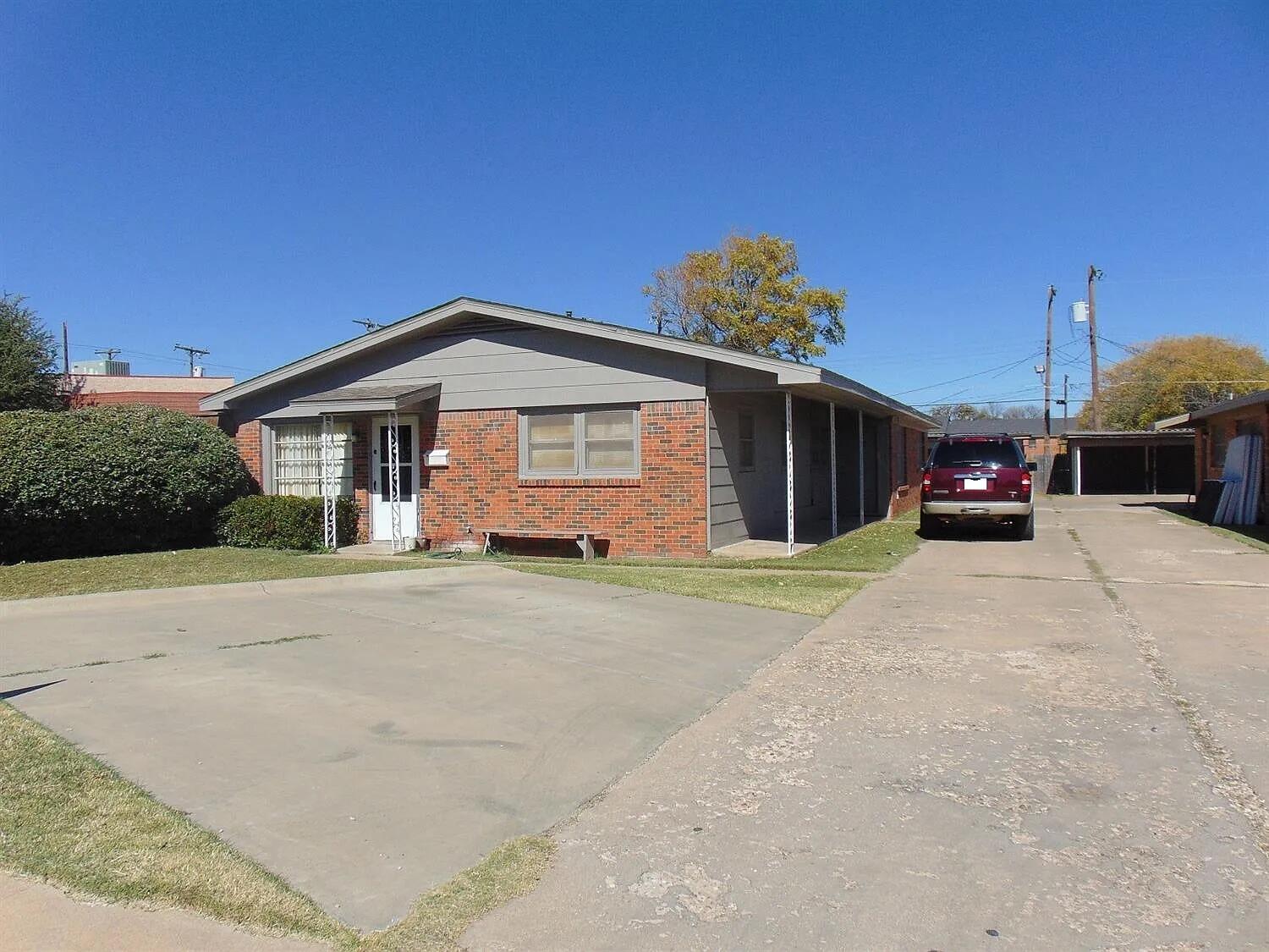 Lubbock Condo: 2414 46th Street