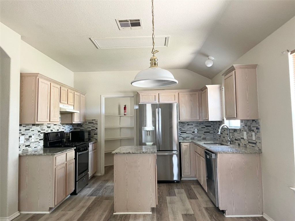 Pflugerville Condo: 1506 Amarylis Drive