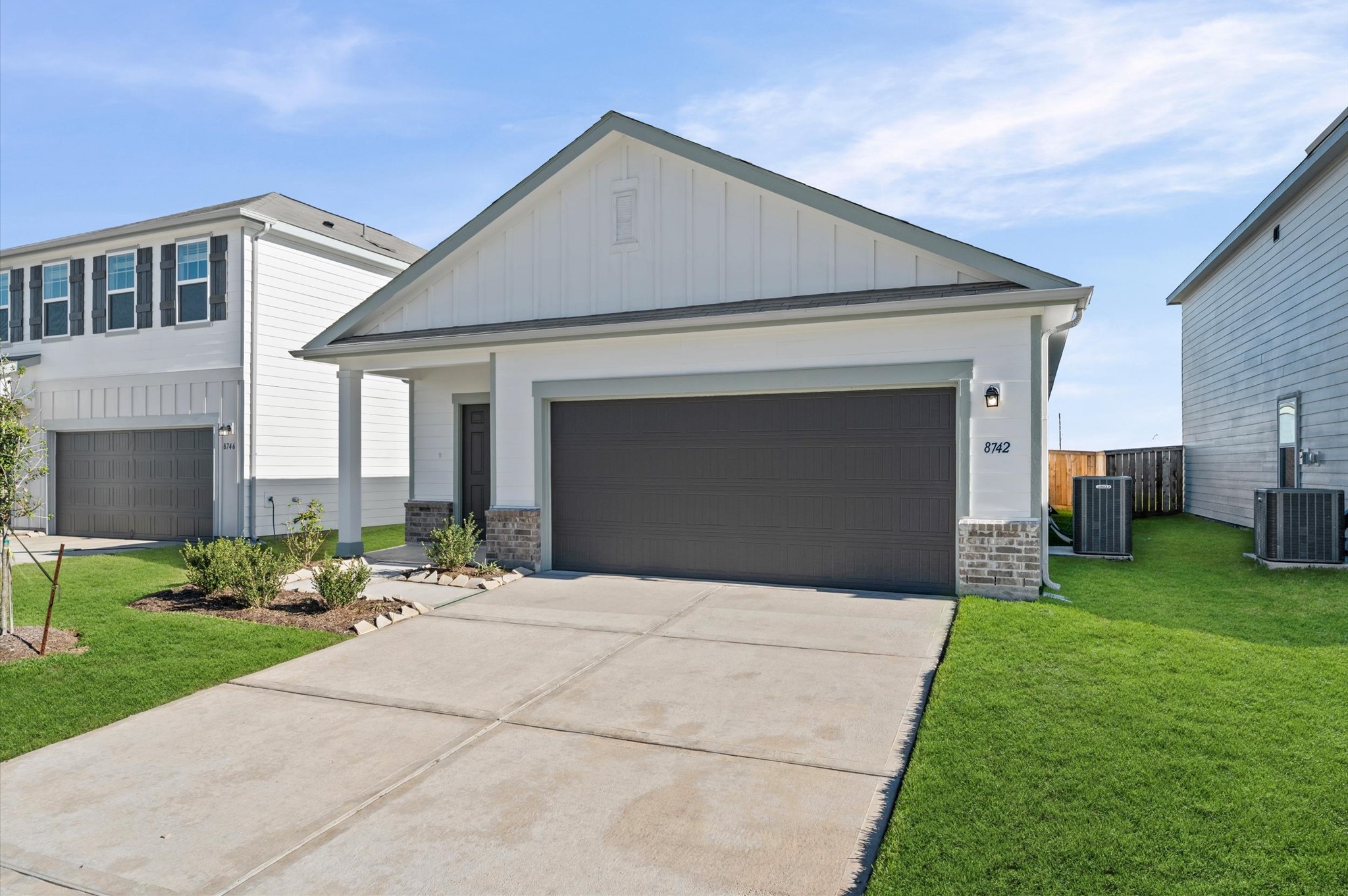 Richmond Condo: 8742 Vacek Xing Way