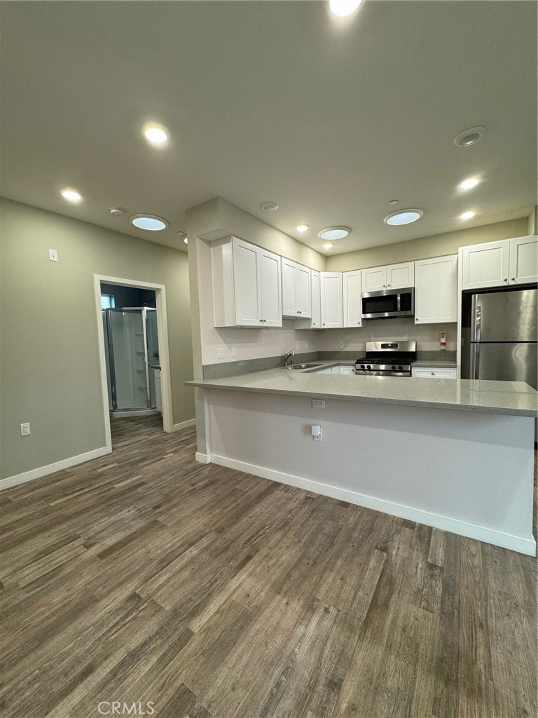 Los Angeles Condo: 621 1/2 Normandie Avenue