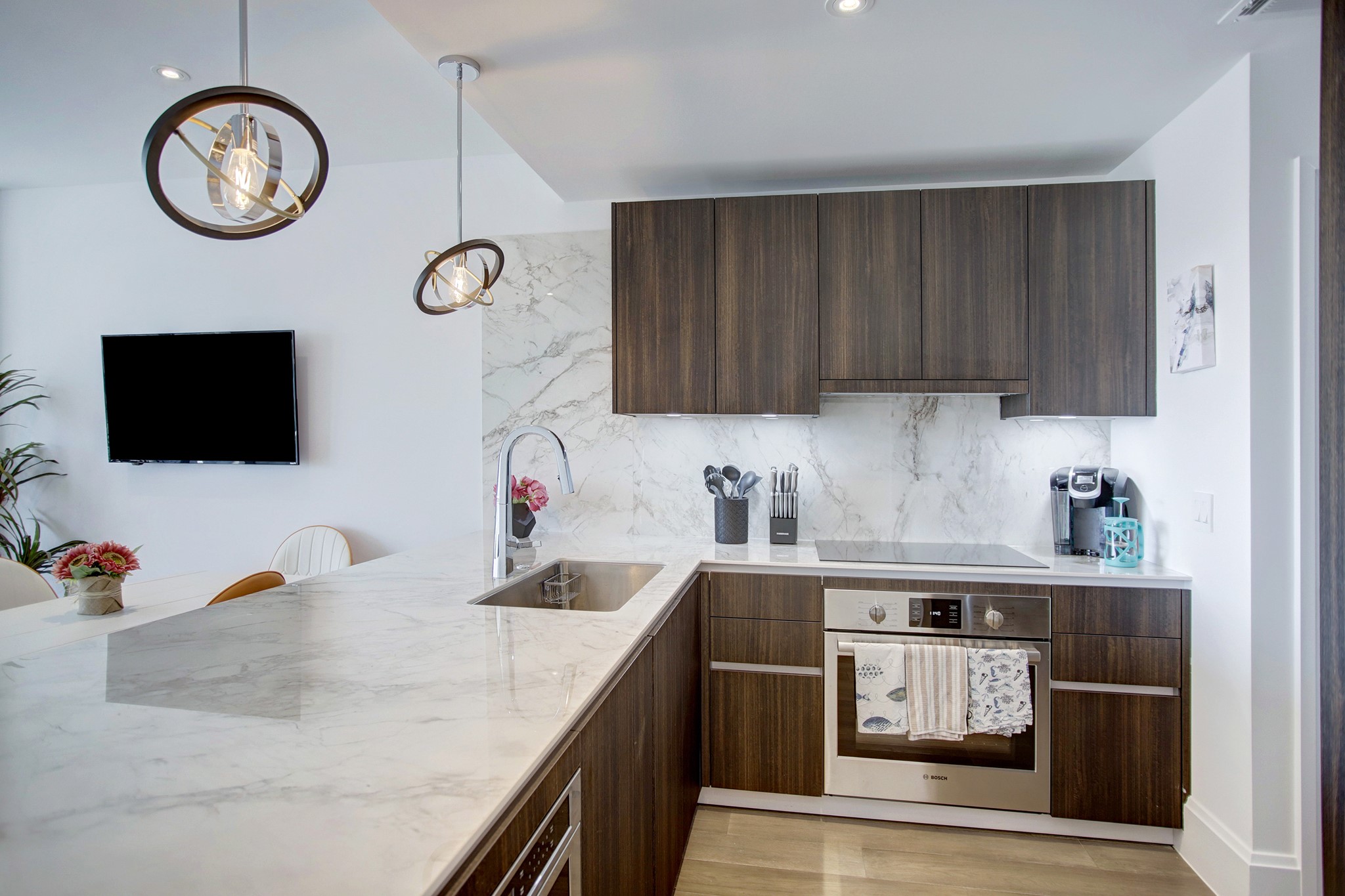 Houston Condo: 1701 Hermann Drive