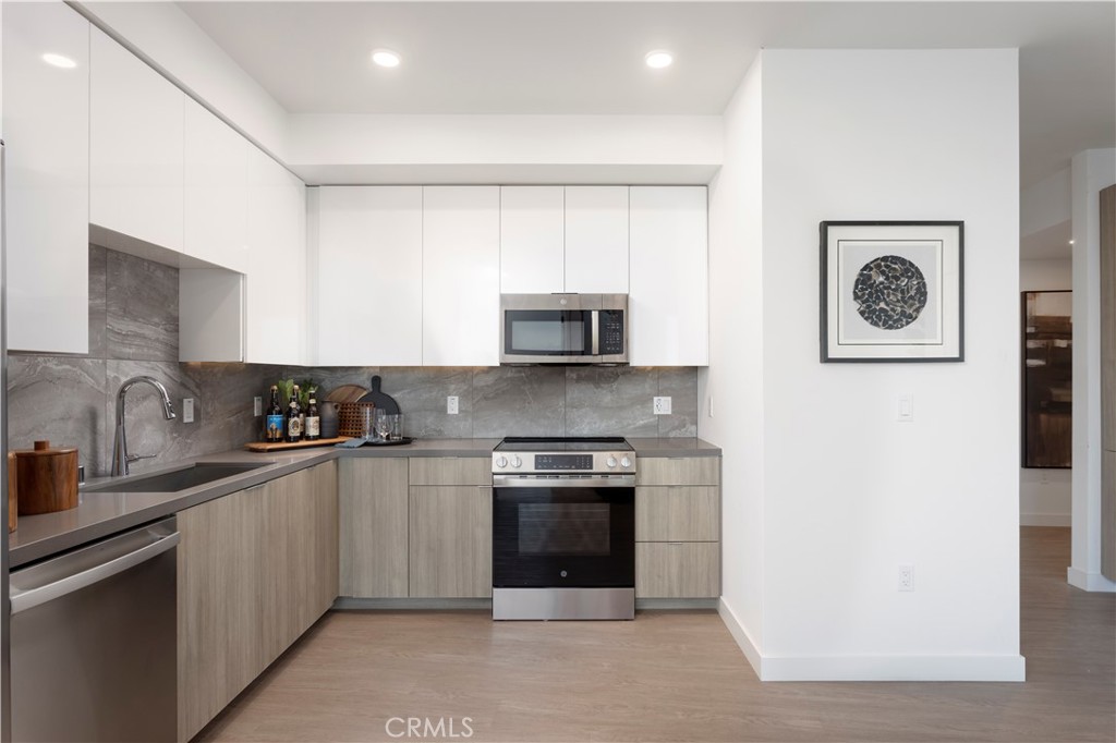 San Pedro Condo: 511 South Harbor Boulevard