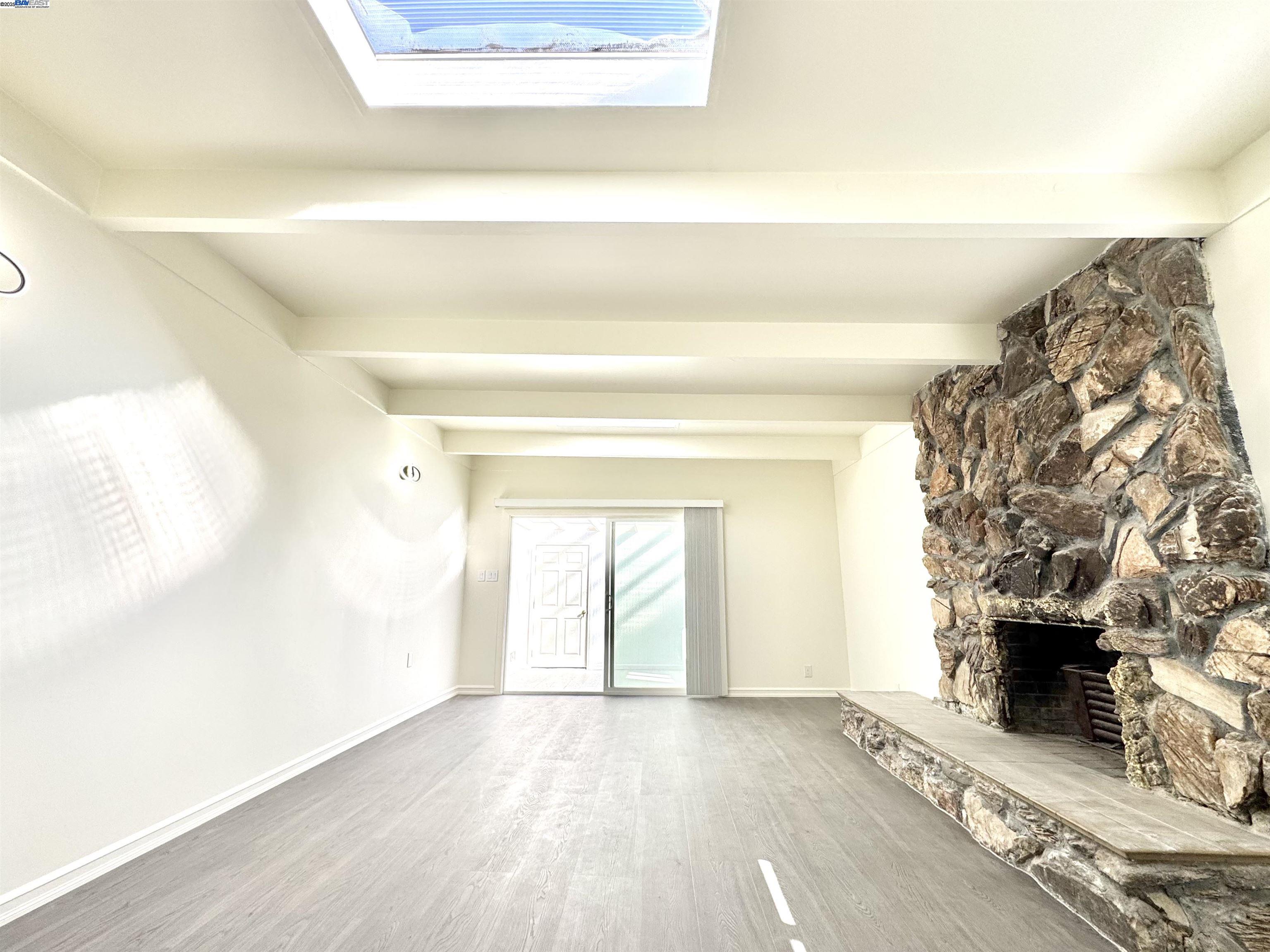 San Leandro Condo: 15560 Calgary Street