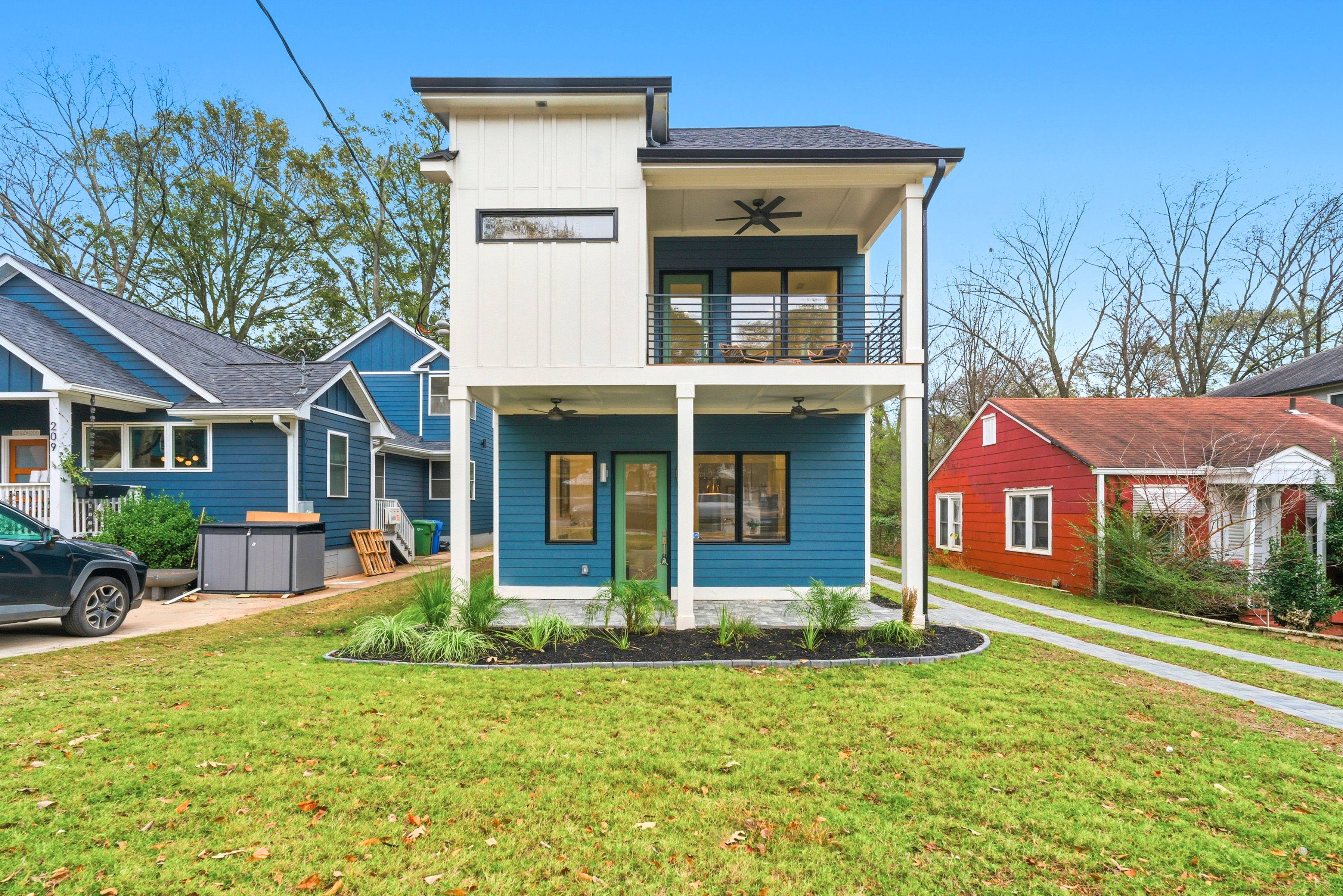 Atlanta House: 205 Whitefoord Avenue