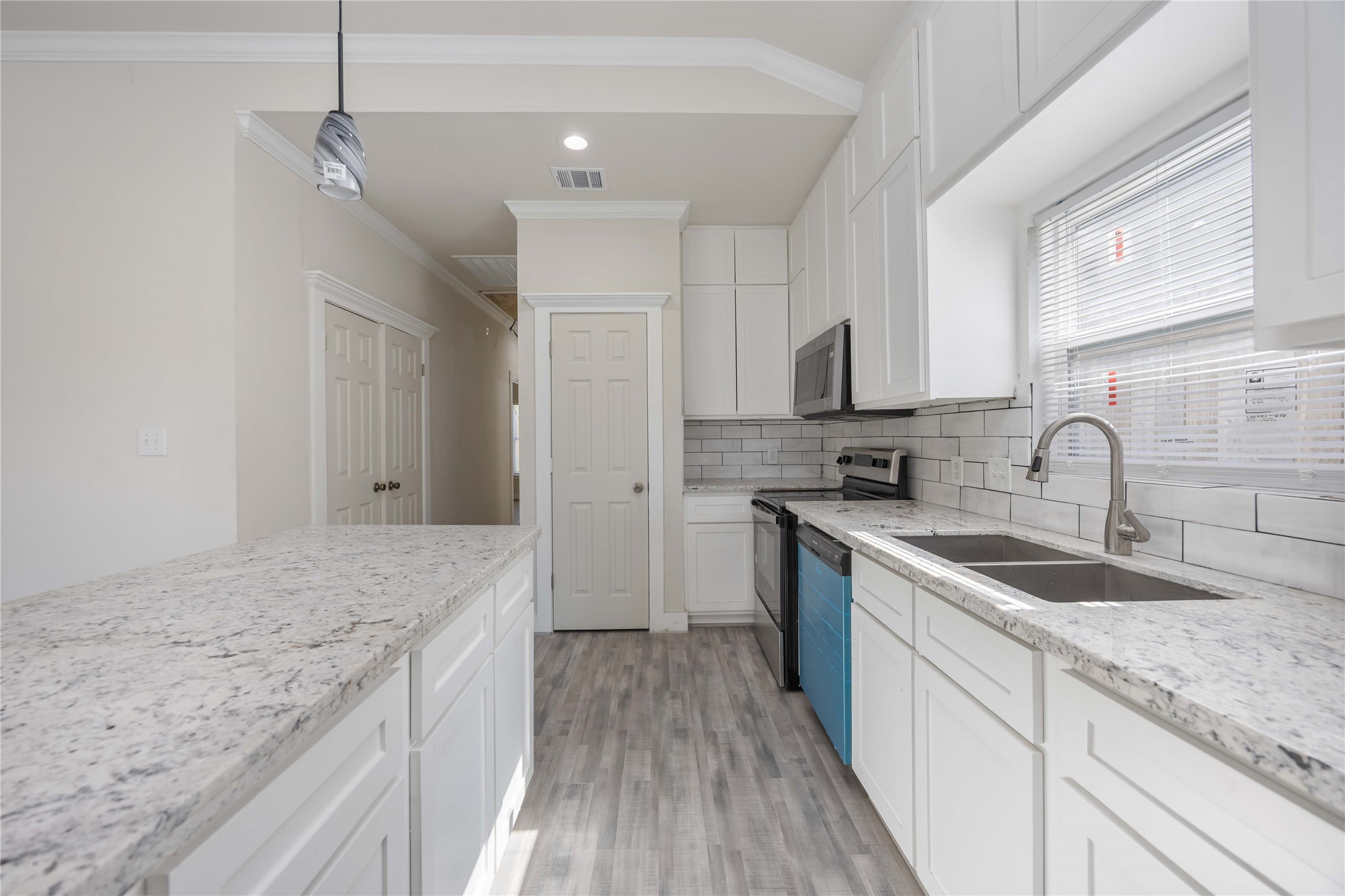 Houston Condo: 2708 Sam Wilson Street