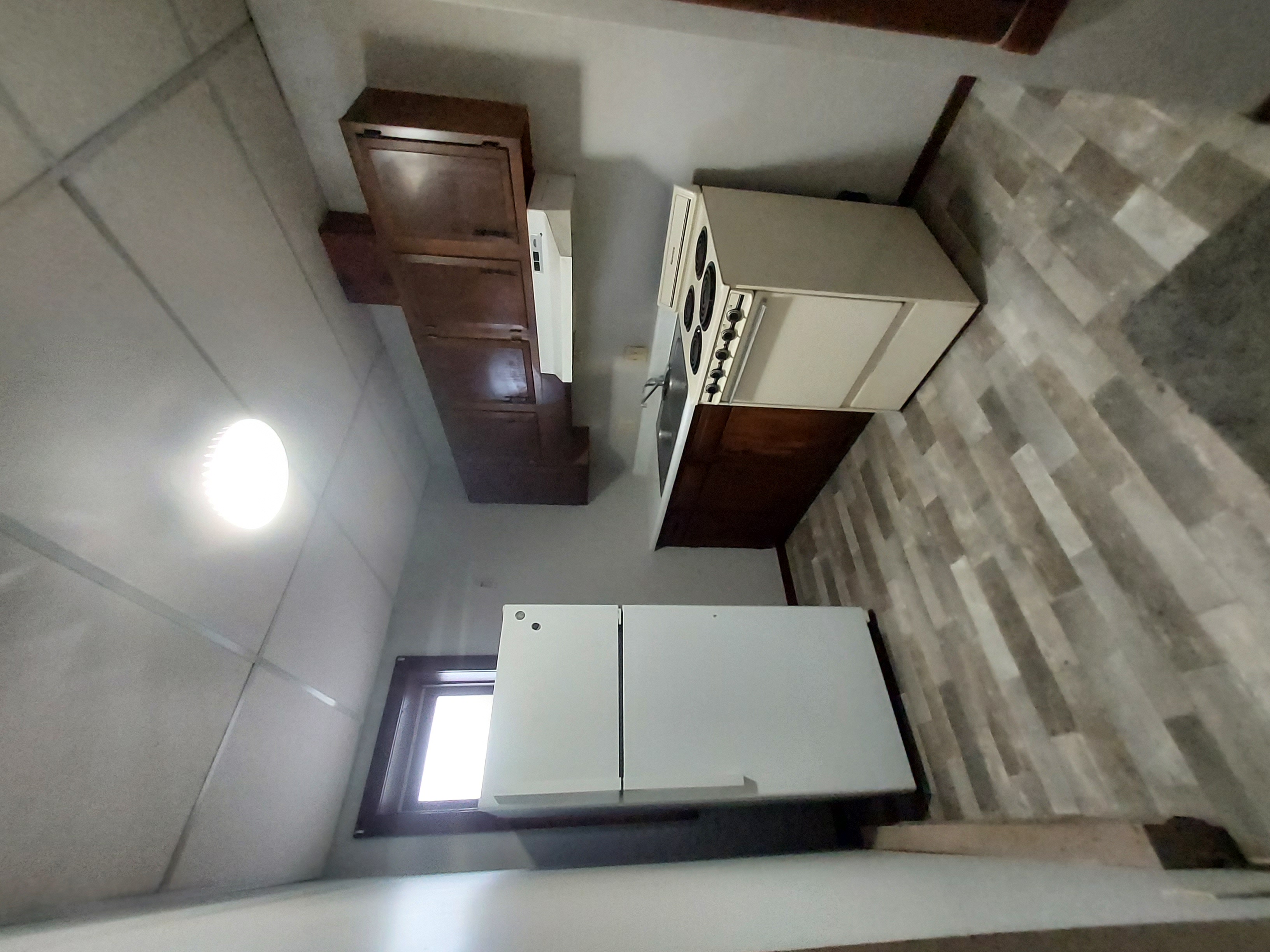 Zanesville Condo: 1252 W. Main St.