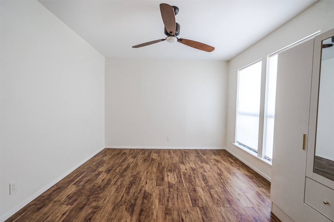 Austin Condo: 2106 Lamplight Village Circle