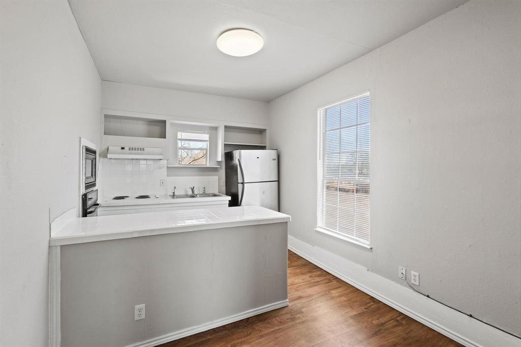 Denison Condo: 909 West Chestnut Street