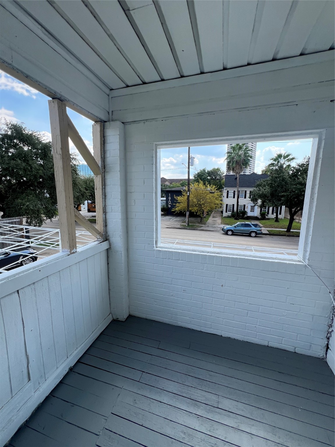 Houston Condo: 1905 Binz Street